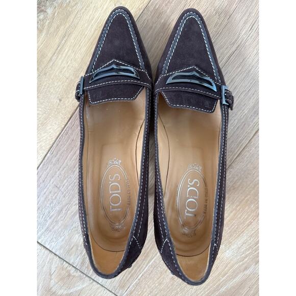 Women’s Tod’s Brown Suede Kitten Heel Loafer - Picture 2 of 13